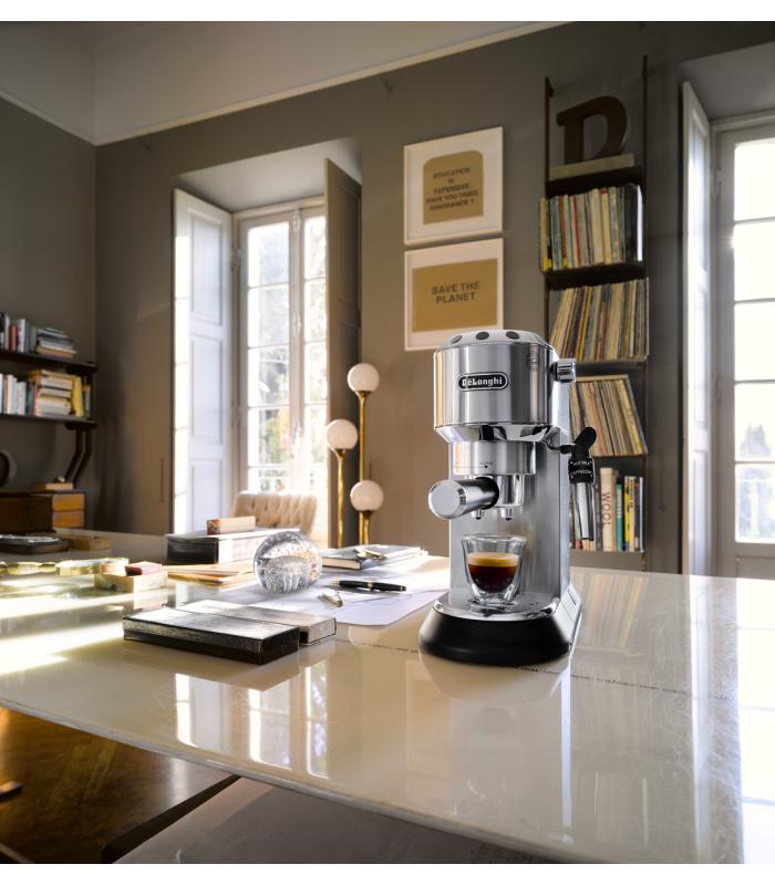 Machine à Café Expresso De'Longhi DEDICA EC 695.M